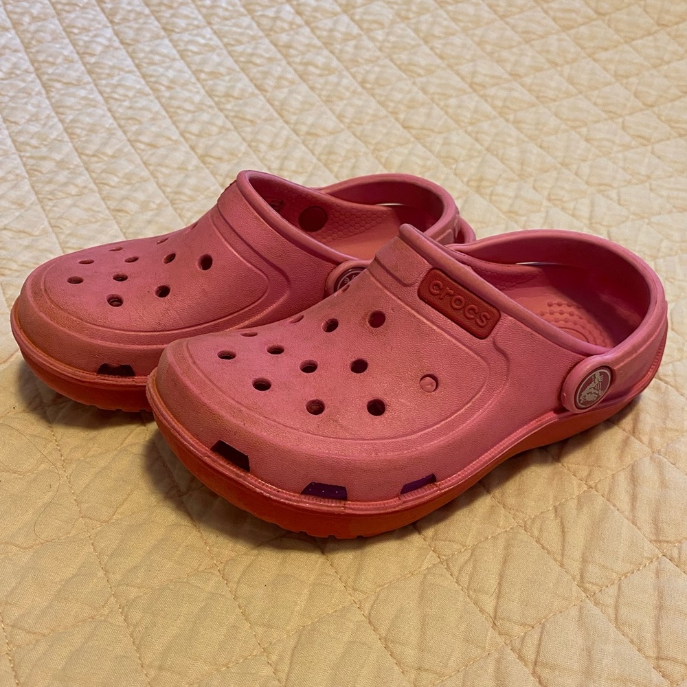 Pink crocs